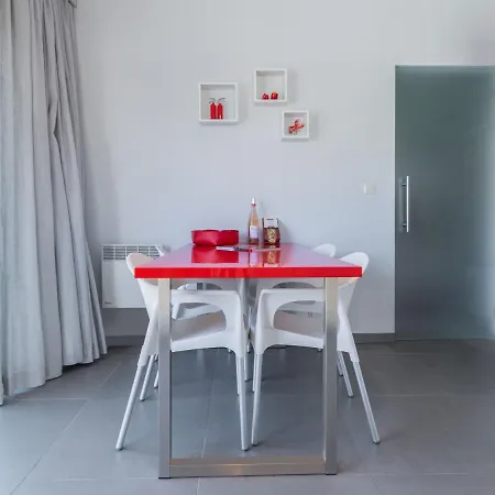 Apartment Nieuwpoort アパート ニーウポールト